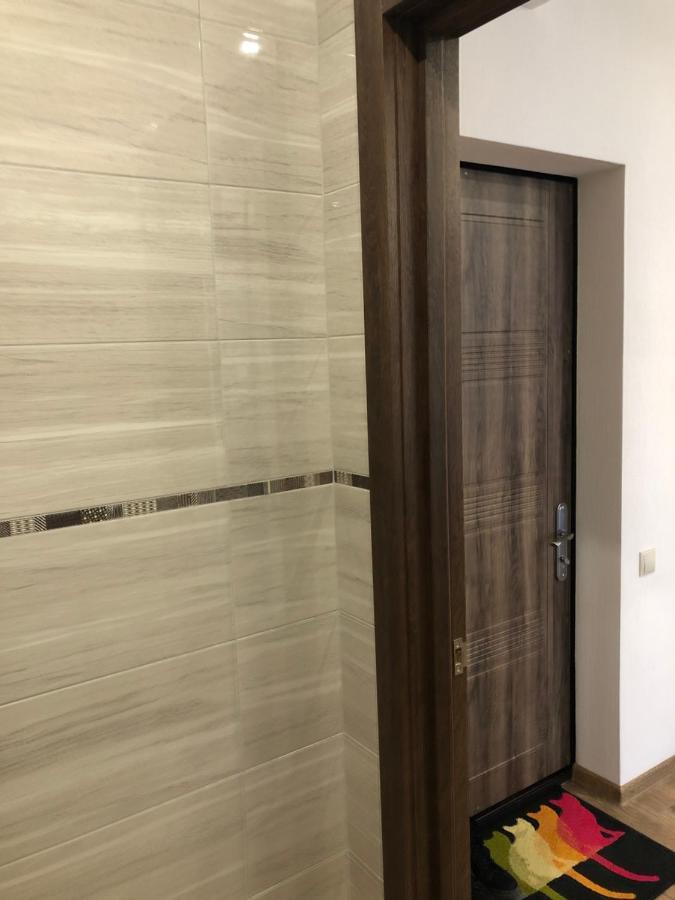 דנייפרופטרובסק Квартира С Двумя Комнатами В Ж/К Атлант מראה חיצוני תמונה